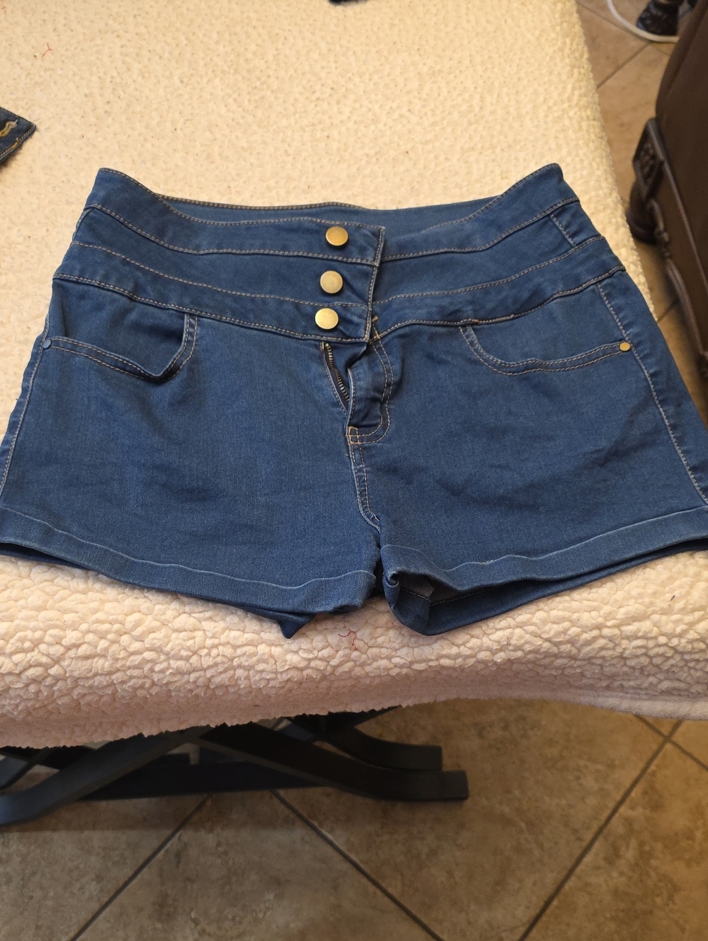 Tinseltown High-Waist Blue Denim Shorts with Triple Button